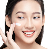 كريم التبييض الليلي المكثف وايت بريستيج 4D من ايفلين كوزماتيكس، 50 مل - 5 miniature