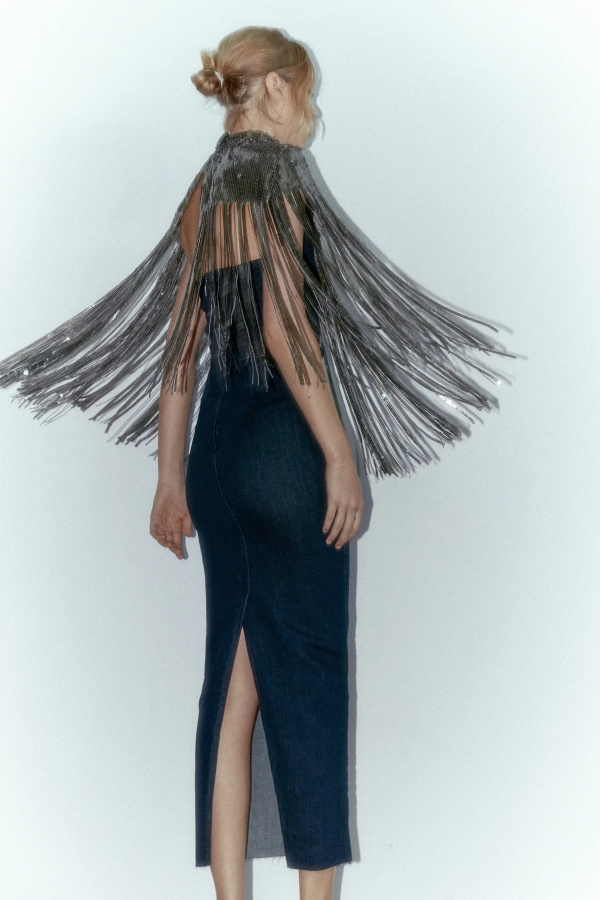 華やかショール★FOREVER NEW★スパンコール Carmen Sequin Cape Fringed cape with sequins | FIVE SENSES