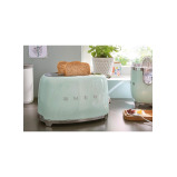 Smeg TSF01PGUK، محمصة الخبز ذات الطراز القديم في الخمسينيات، شريحتين، 6 مستويات تحمير، 2 فتحات خبز واسعة للغاية، وظائف تذويب وإعادة التسخين، صينية فتا - 5 miniature