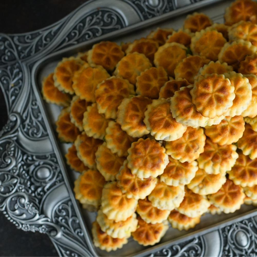 Al Sultan International Sweets Mixed Maamoul, 500 g - 4