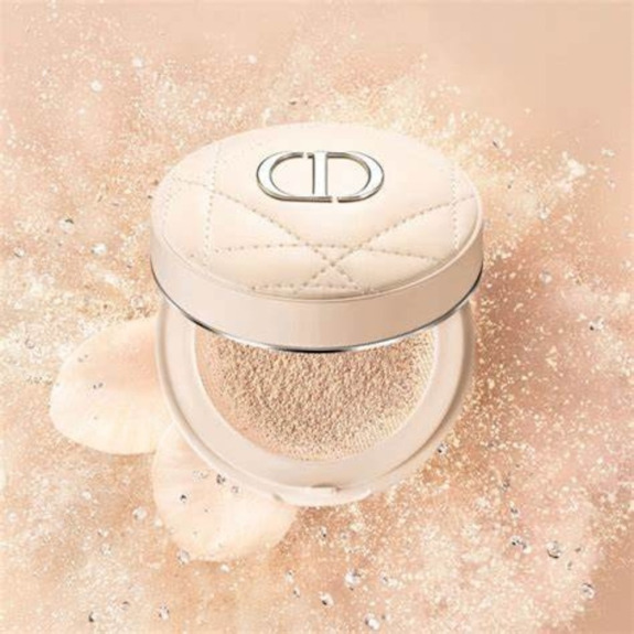 Buy Dior Addict Forever Cushion Powder 010 Fair - Lightweight