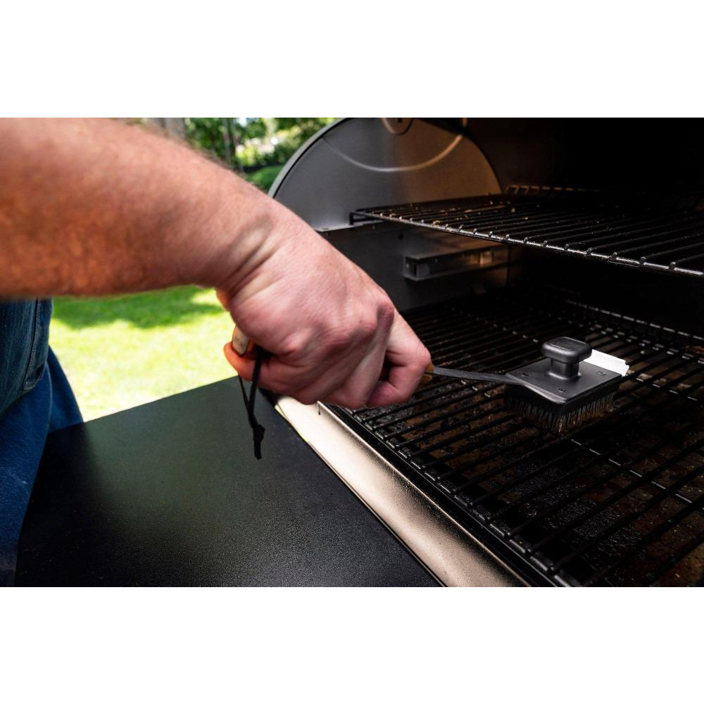 Traeger BBQ Cleaning Brush Black - 7