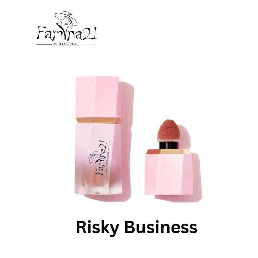 FAMINA21 - Color Bloom Liquid Blush Matte Finish - Стойкие Водостойкие Гель-Кремовые Румяна с Аппликатором-Спонжем (Рискованный Бизнес) - 1