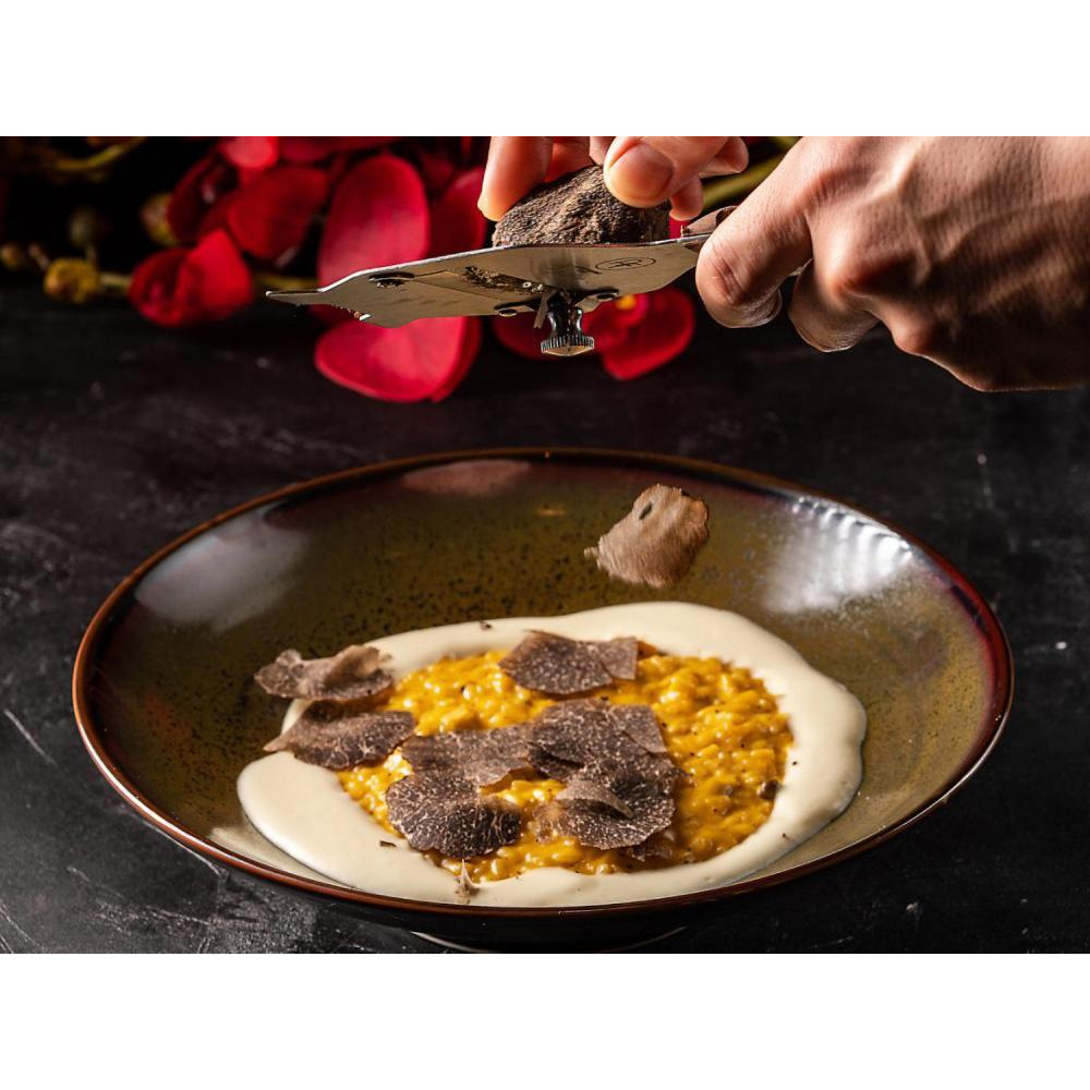 Wonderdays Premium Gift Box - Lunch for 2 at CE LA VI  Entrance Tickets for 2 at Sky Views Observatory - Unique gift for christmas, birthdays and any  - 3