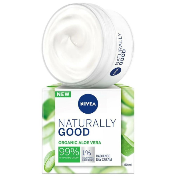 NIVEA \/ Face cream day moisturizer Radiance, Aloe vera, 1.69 fl oz (50 ml)