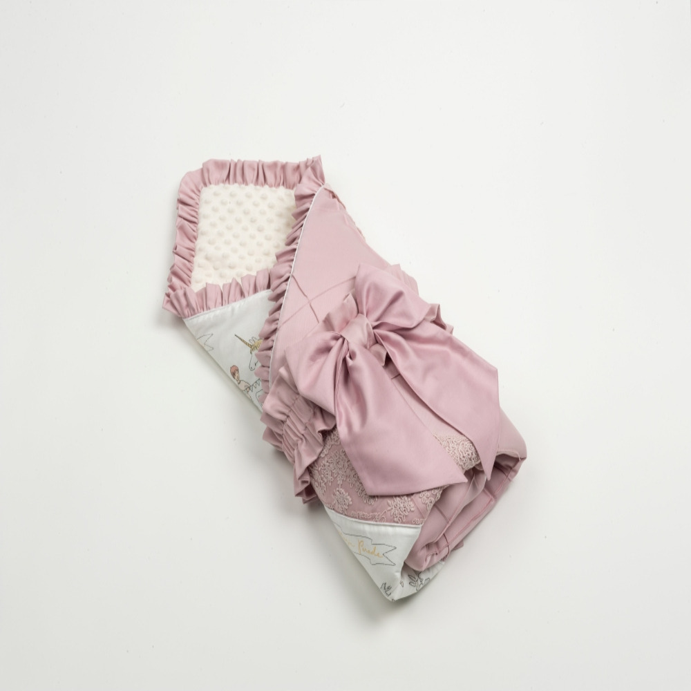 Розовый Кружевной Комплект Постельного Белья Для НОВОРОЖДЕННЫХ Magic Parade
- 4