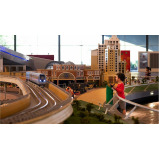 Wonderdays Premium Gift Box - General Admission for one at LEGOLAND Dubai - Unique gift for christmas, birthdays and any other occasion - 6 miniature