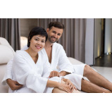 Wonderdays Premium Gift Box - Enticing 1 Hour Couple Massage at Softouch Spa Damac Maison - Unique gift for christmas, birthdays and any other occasio - 3 miniature