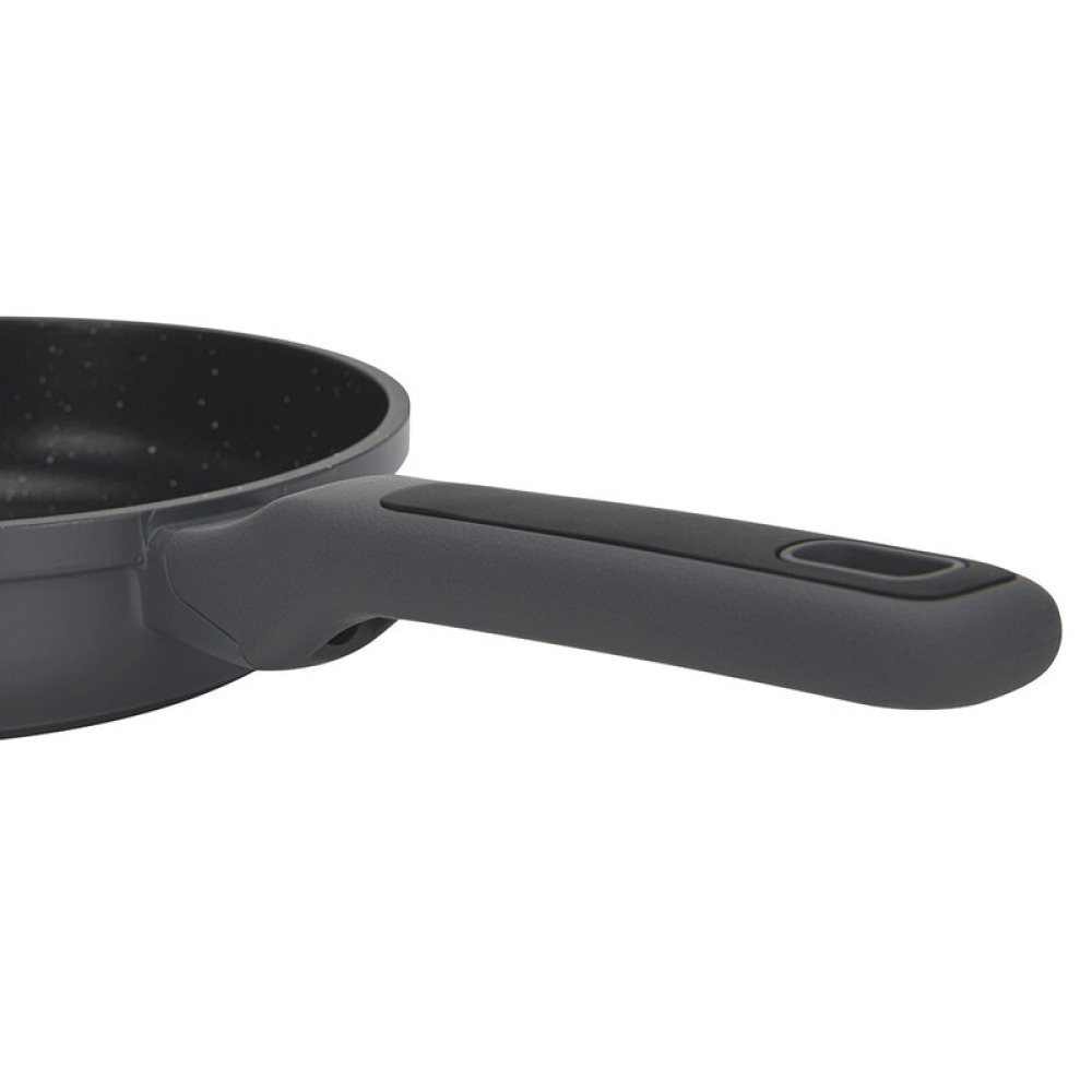Fissman Frying Pan Titanium Pro 20cm with Cast Aluminum and Non- Stick Coating - 7