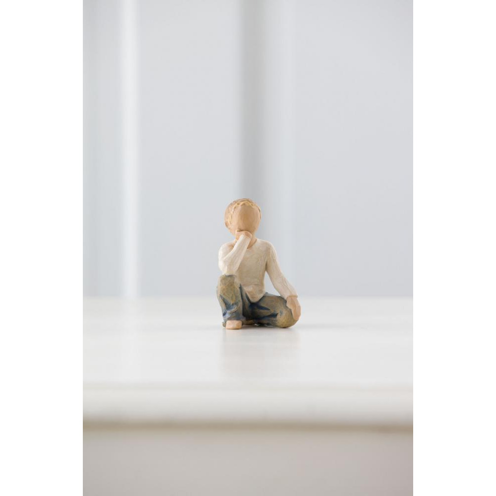 شجرة الصفصاف-تمثال الطفل الفضولي - 1