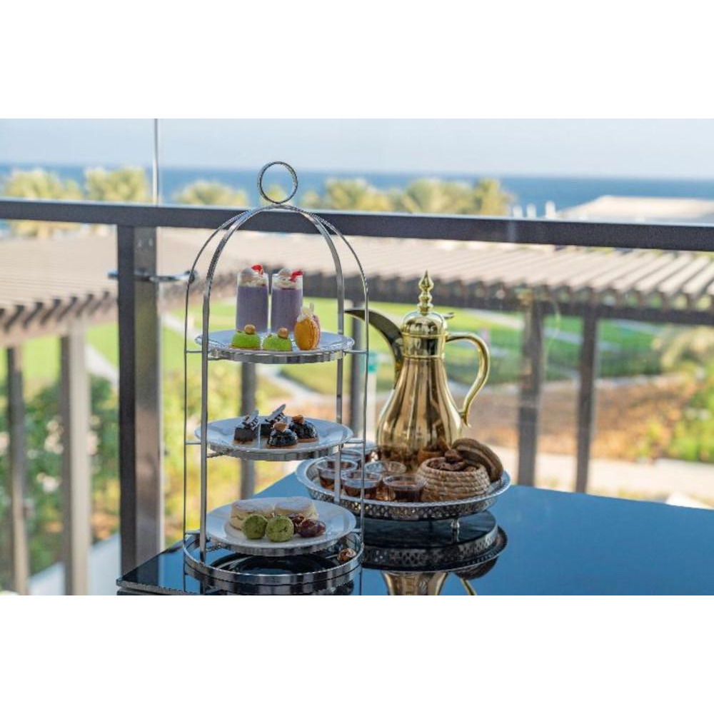 Wonderdays Premium Gift Box - One Night in a Luxury Resort for Two with Breakfast  Dinner - Unique gift for christmas, birthdays and any other occasio - 3