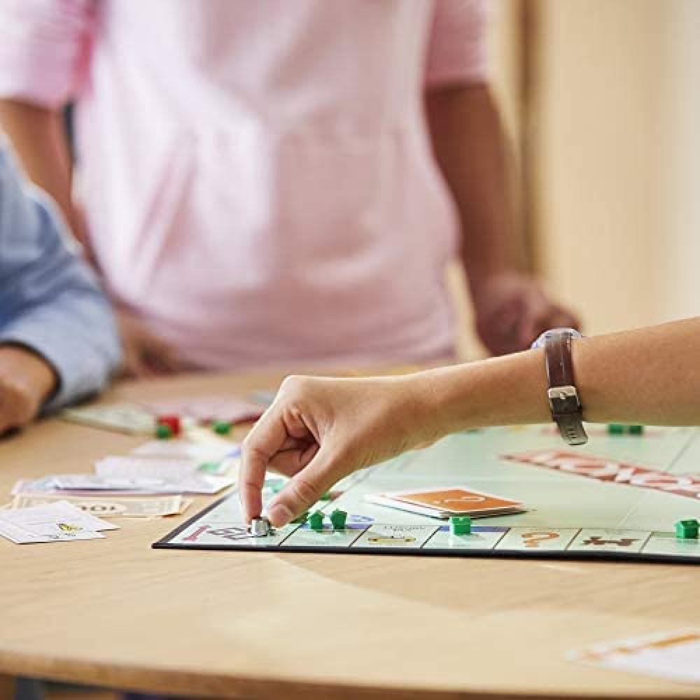 Hasbro Monopoly Classic Game - 13