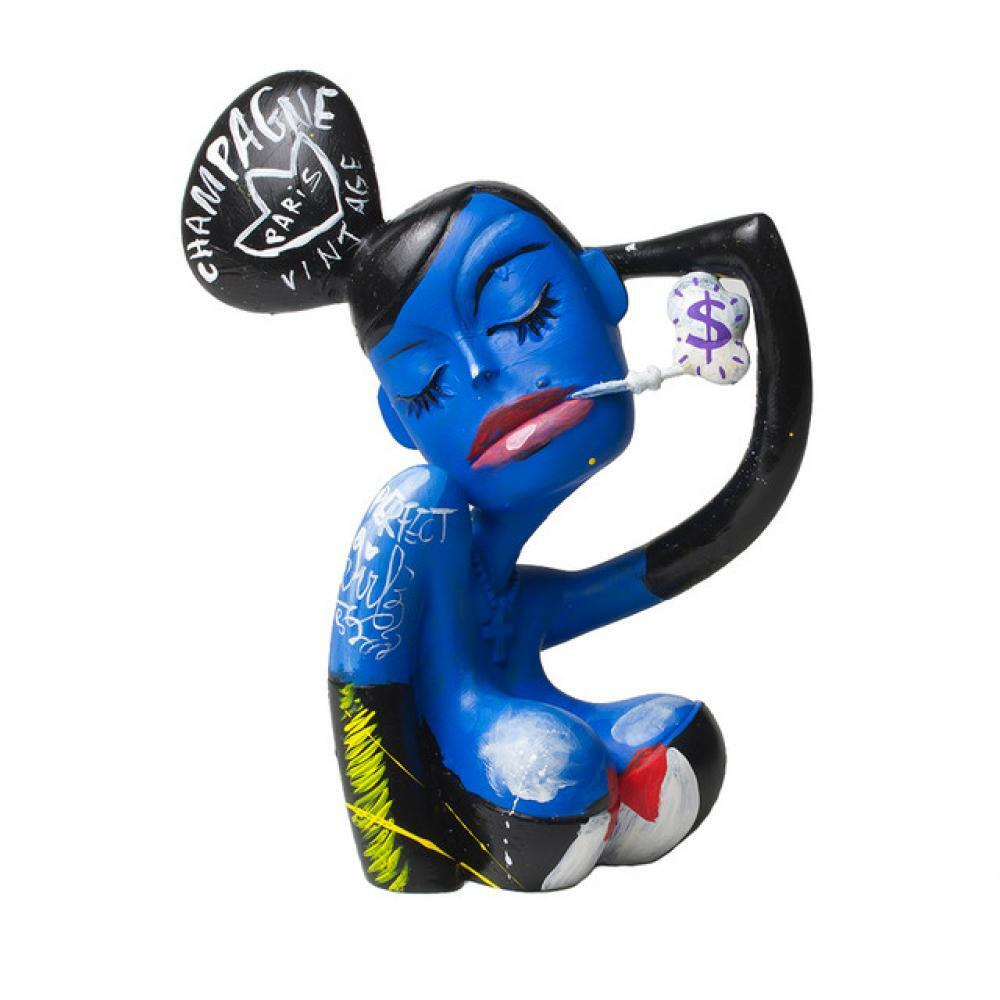 تمثال فتاة نادي التدخين أبتاون - 1