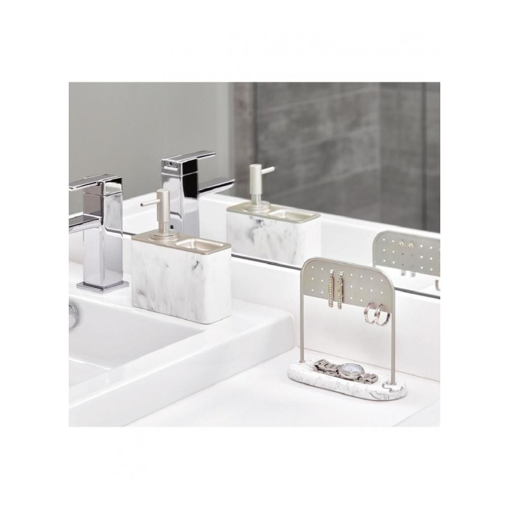 منظم أقراط داكوتا من Interdesign من الرخام الأبيض مقاس 6.2 × 5.5 × 2.5 بوصة - 4