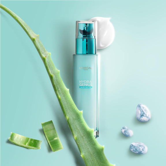 Buy L'Oral Paris Hydra Genius Aloe Water Face Serum for Dry to Sensitive  Skin, 70ml in Dubai, UAE | WEE (00107337)