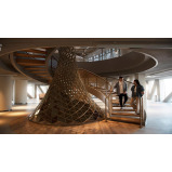 Wonderdays Premium Gift Box - Lunch for 2 at CE LA VI  Entrance Tickets for 2 at Sky Views Observatory - Unique gift for christmas, birthdays and any  - 6 miniature