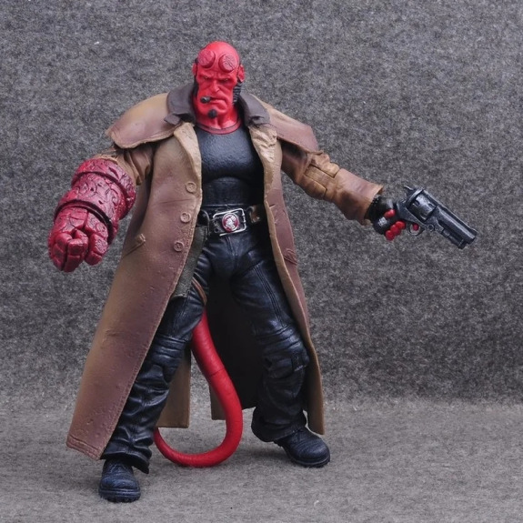 Buy Mezco HELLBOY 2 GOLDEN ARMY 7 HELLBOY Action Figure in Dubai
