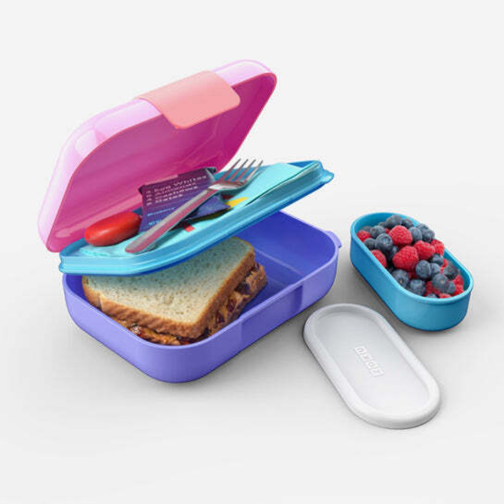 Zoku Neat Bento Junior food container has one Modular Container with Lid and kid friendly latch for ease of use, Blue - 5