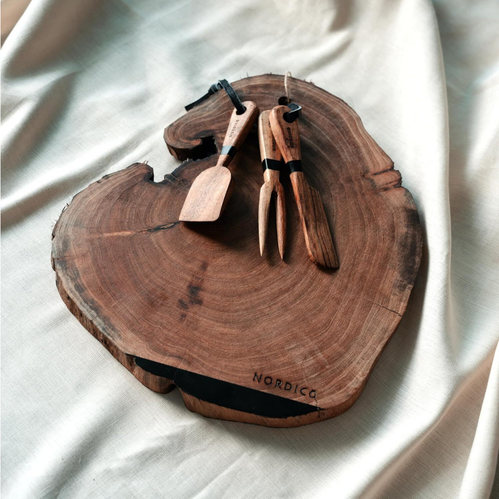 Nordico Wooden Cheese Board Set, Irregular shape - 7